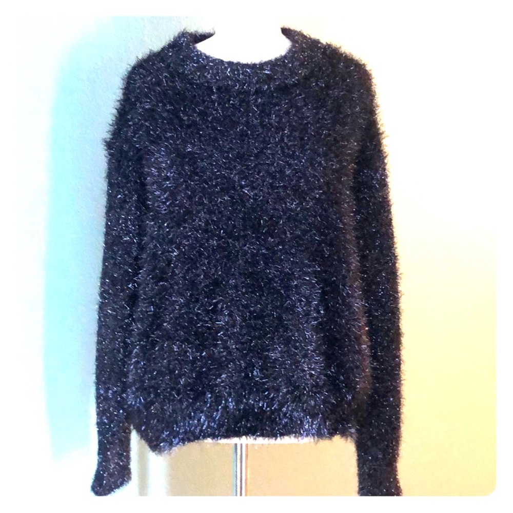 HM party sweater